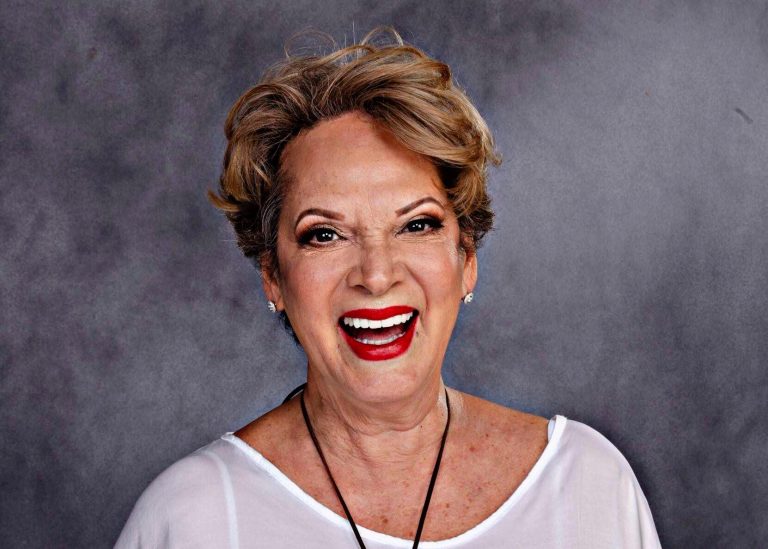 ¿Y Por Qué no Hablamos con Martha?