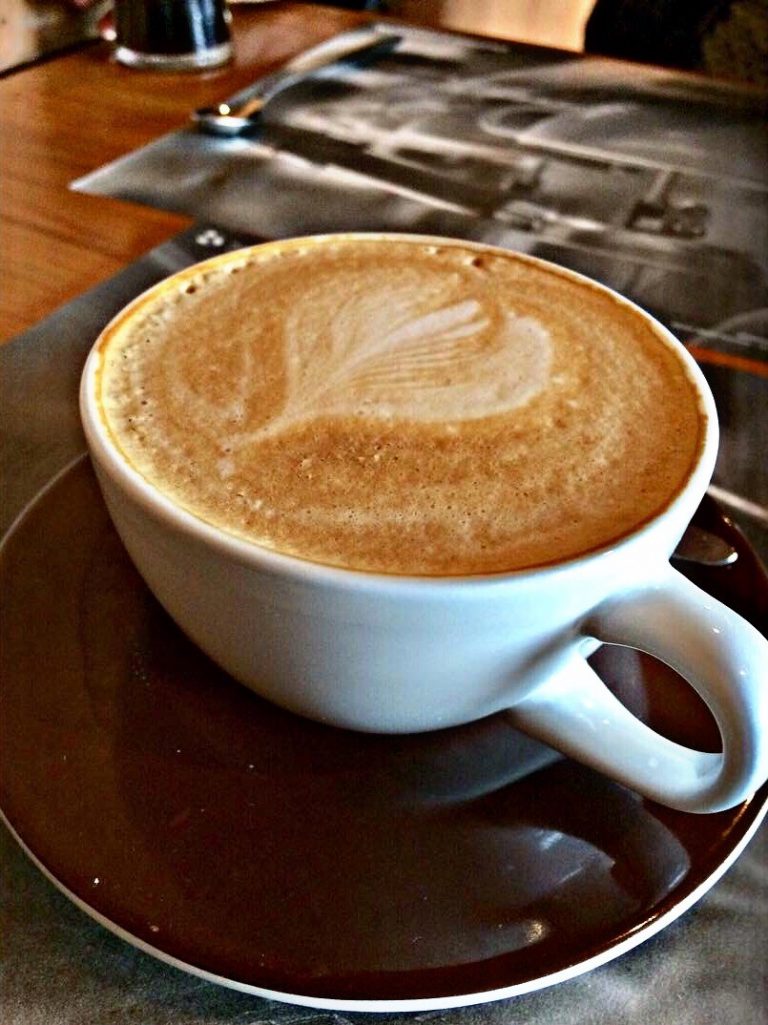 Tus Ojos, mi Café Favorito