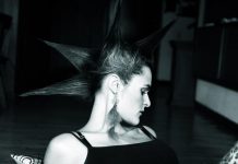 Ana La Garra y su Lado Musical