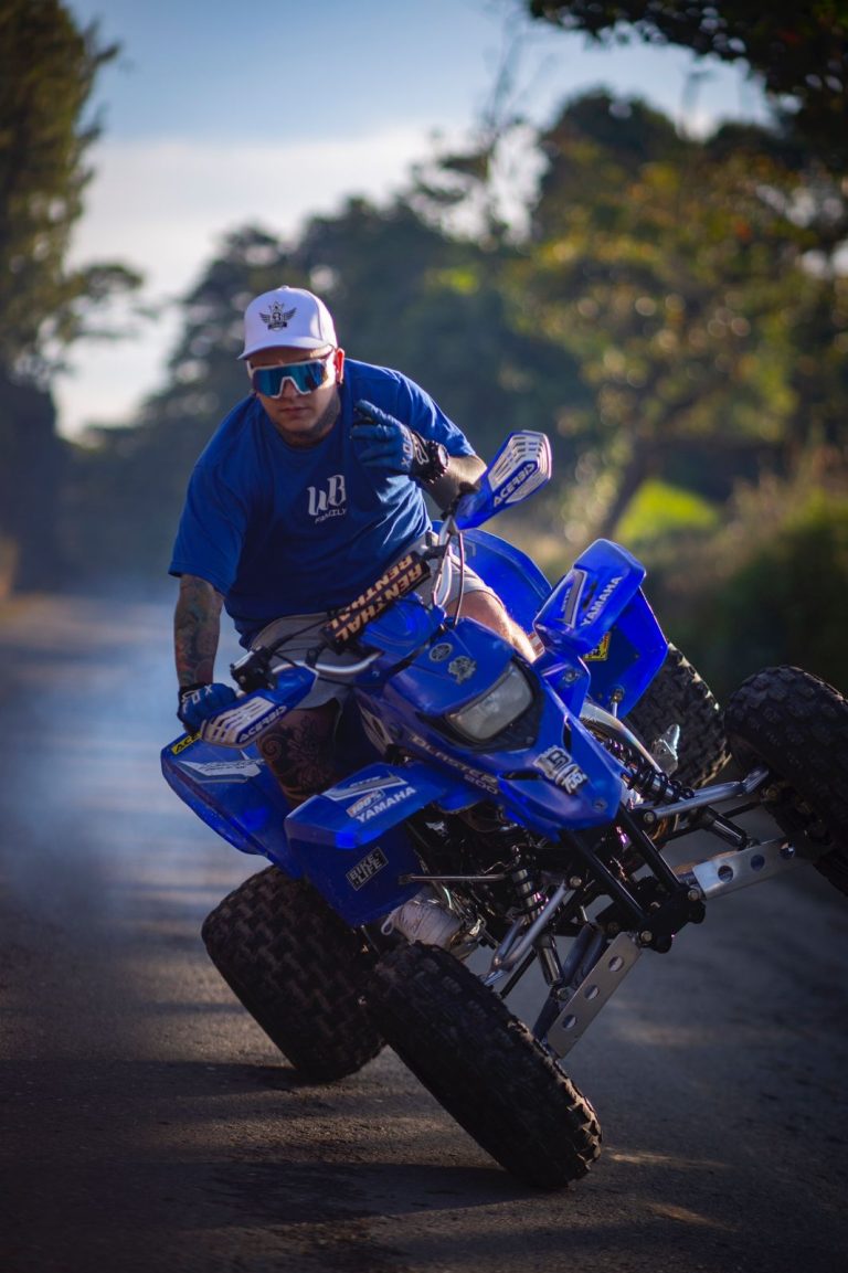 Secret Hit se une a Jóvenes Líderes para Aplicar al Récord Guinness a la Mayor Participación de Motocicletas en un Vídeo Musical
