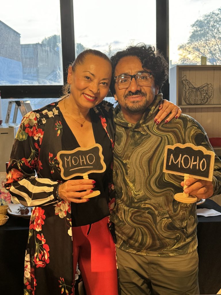 Milton y Aida Presentan: Moho o de la Melancolía y Moho o de la Repetición en Casa E Borrero