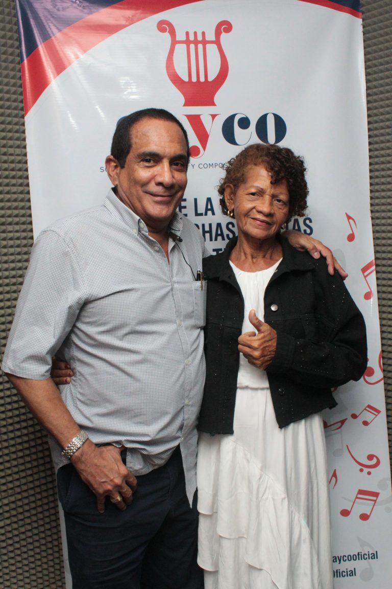 SAYCO le Cumple el Sueño a la Compositora Alexy Hernández