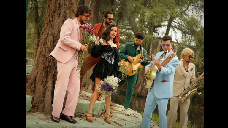 Nasa Histoires & Pedrina Presentan: «Florecer Contigo»