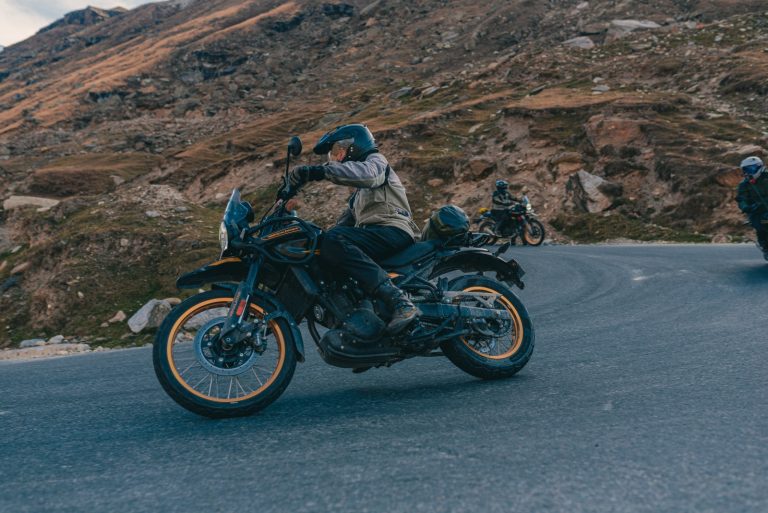 La Nueva Royal Enfield Himalayan, Moldeada por el Ecosistema del Himalaya