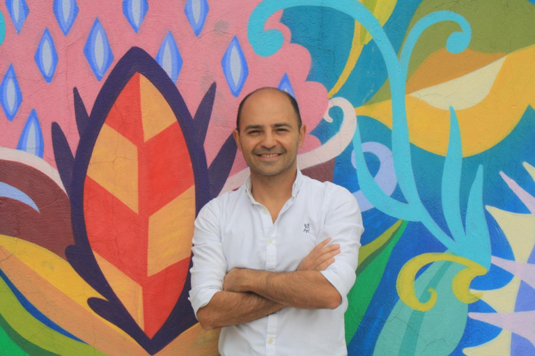 Zeed, la Guía de Crecimiento Personal al Alcance de Todos, Llega a Colombia