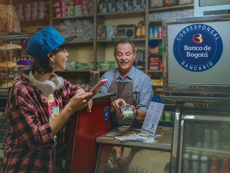 Banco de Bogotá y Grupo Aval Realizaron 180 Millones de Transacciones en 2024 a Través de su red de Corresponsales Bancarios y Cajeros Automáticos
