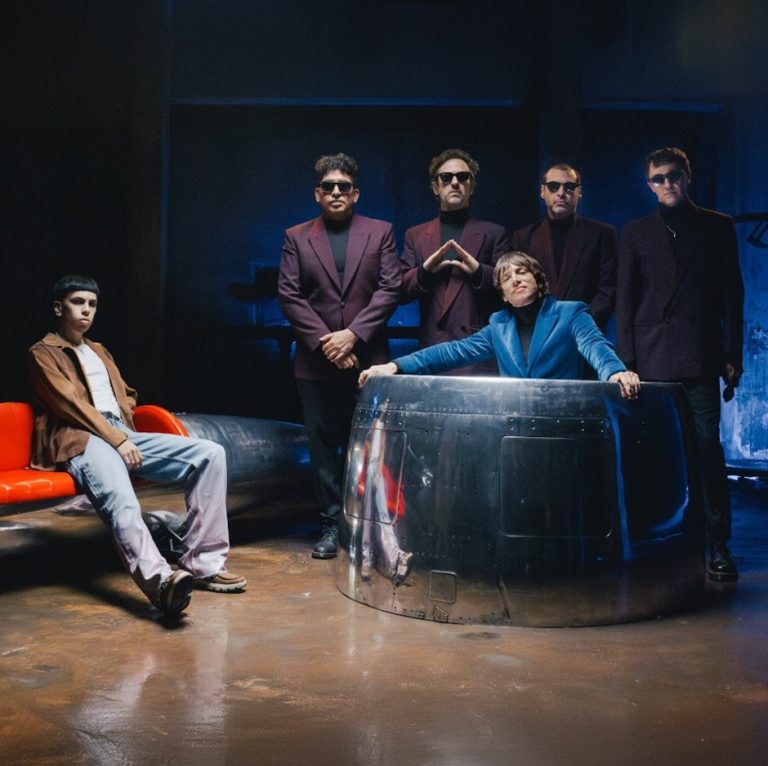 TURF Presenta «Polvo de Estrellas»