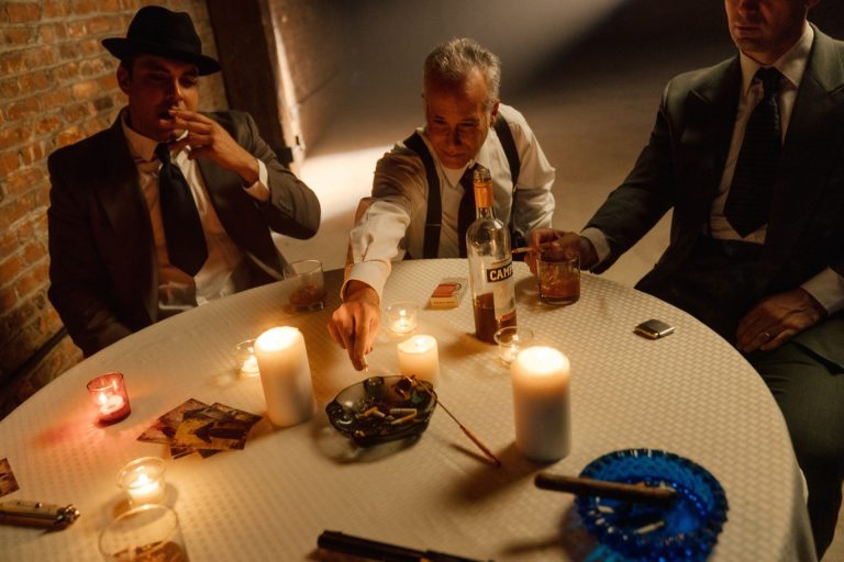 History Estrena la Miniserie Documental de Tres Partes «Las Cinco Familias: Capos de la Familia