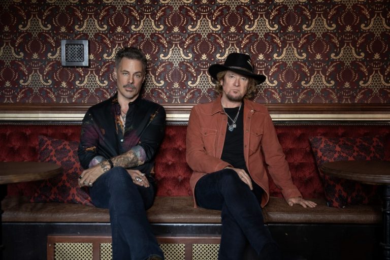 SMITH/KOTZEN Presentan: ‘Black Light’