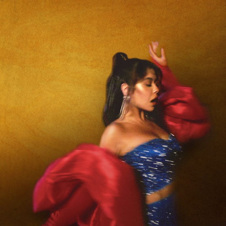 Juliana Lanza su Álbum «La Pista» una Fascinante Telenovela Musical Colombiana