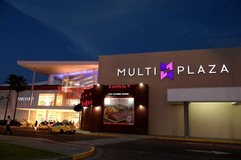 San Valentín Gana Terreno en Colombia y Multiplaza Ofrece Experiencias Inolvidables para Esta Fecha