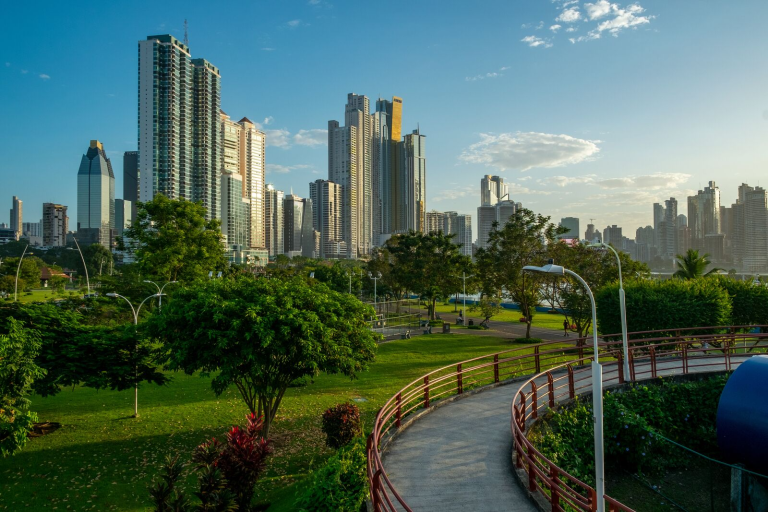 Panamá Proyecta un Crecimiento del 10% en el Sector Turístico para 2025