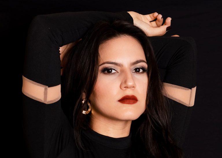 Andrea Octavia Presenta su Sencillo «No Te Vayas» y Anuncia su Primera Gira Internacional