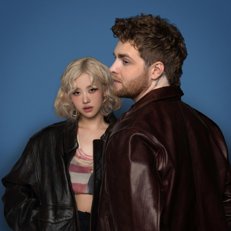 Alex Warren se une a Rosé en el Nuevo Single «On My Mind»