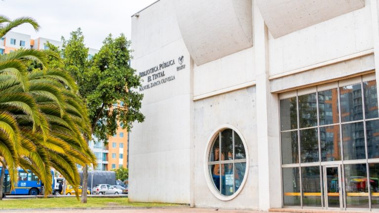 Bogotá Celebra la Reapertura de una de las Bibliotecas más Emblemáticas de la Ciudad