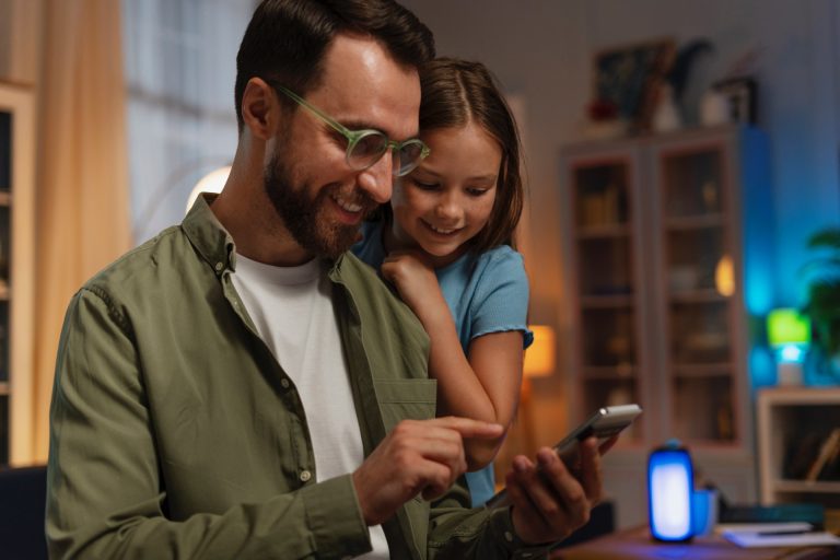 Deja de Sobrevivir, Empieza a Vivir: FIXIT Lanza la Solución de Bienestar Diseñada Para el Día a Día