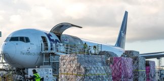 San Valentín Impulsa las Exportaciones de Flores Mientras FedEx Fortalece sus Operaciones Desde Colombia