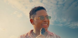 Alex Martínez Hace Sentido Homenaje al Binomio de Oro