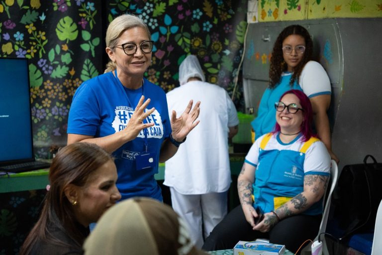 Creciendo Juntos: una Apuesta que Fortalece Habilidades Para la Crianza de Niños y Niñas en Familias de Medellín